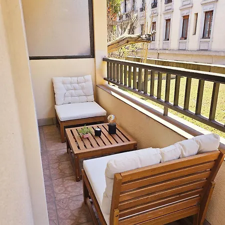 T2 Avec Balcon - Rue Royale 5min Du Apartment *